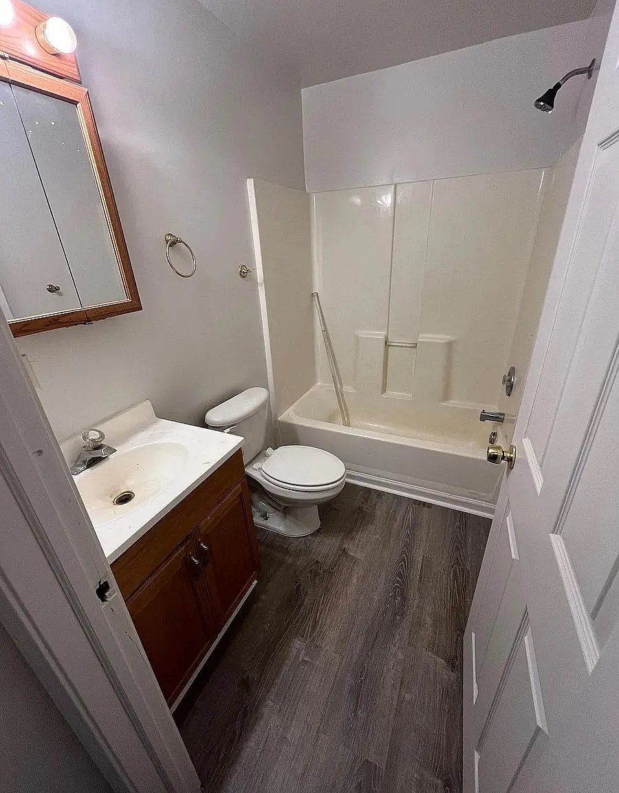 1 bed, $995 — Photo 4