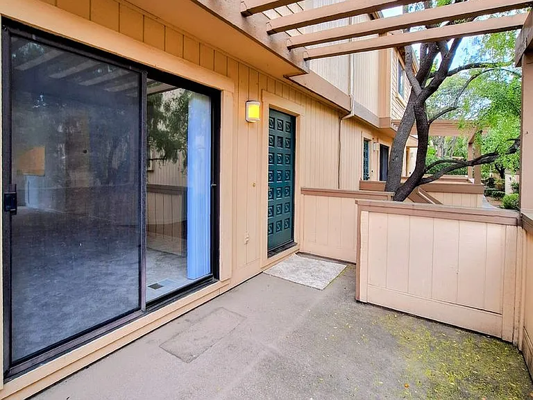14575 S Bascom Ave — Photo 9