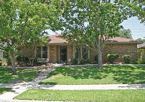 1st image of 2505 Lawnview Dr