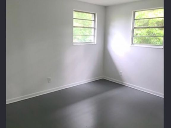 5th image of 1196 W 30th St #4