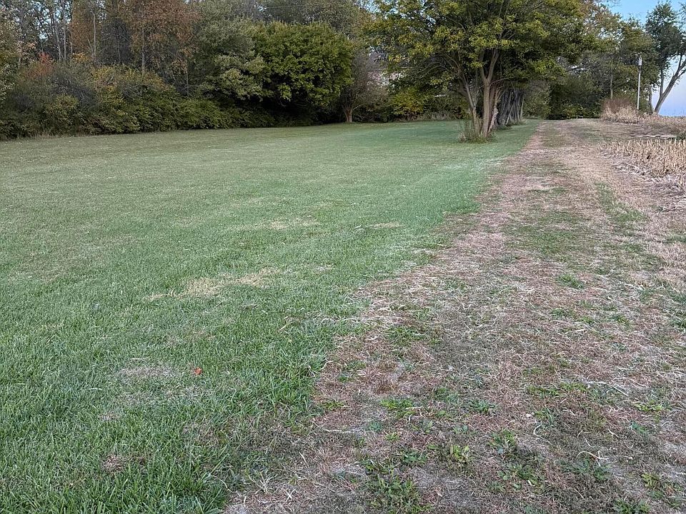 2nd image of 2970 Prairie Rd NE