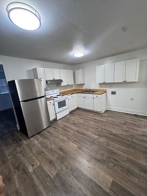 1st image of 1900 Dutch Valley Dr #4