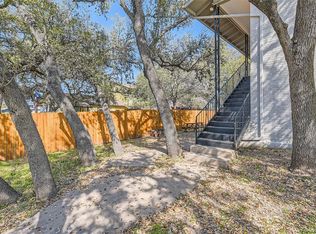 2411 S 5th St APT 4, Austin, TX 78704