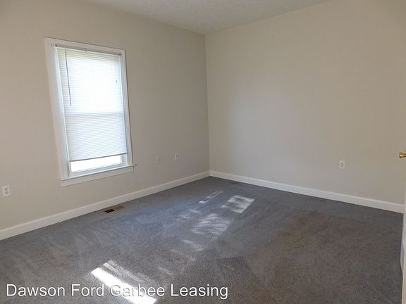3rd image of 400 Newberne St