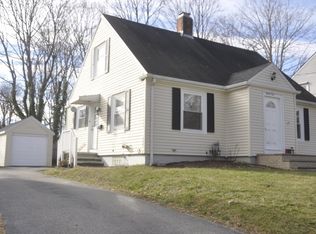 91 Sanford Ave, Somerset, MA 02726