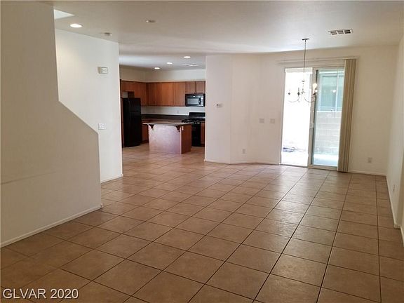 4th image of 10532 Danielson Ave