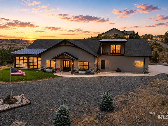 2nd image of 4522 Snake River Mesa Rd