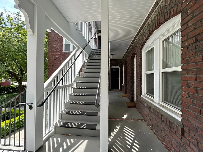 Dover Apartments — Photo 3