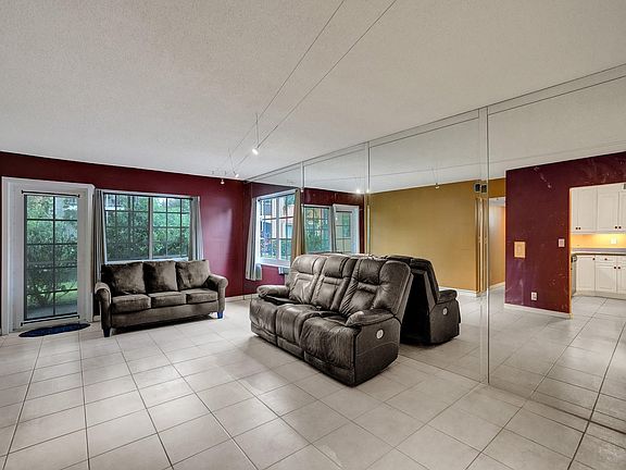 3rd image of 200 NE 19th Court #110M