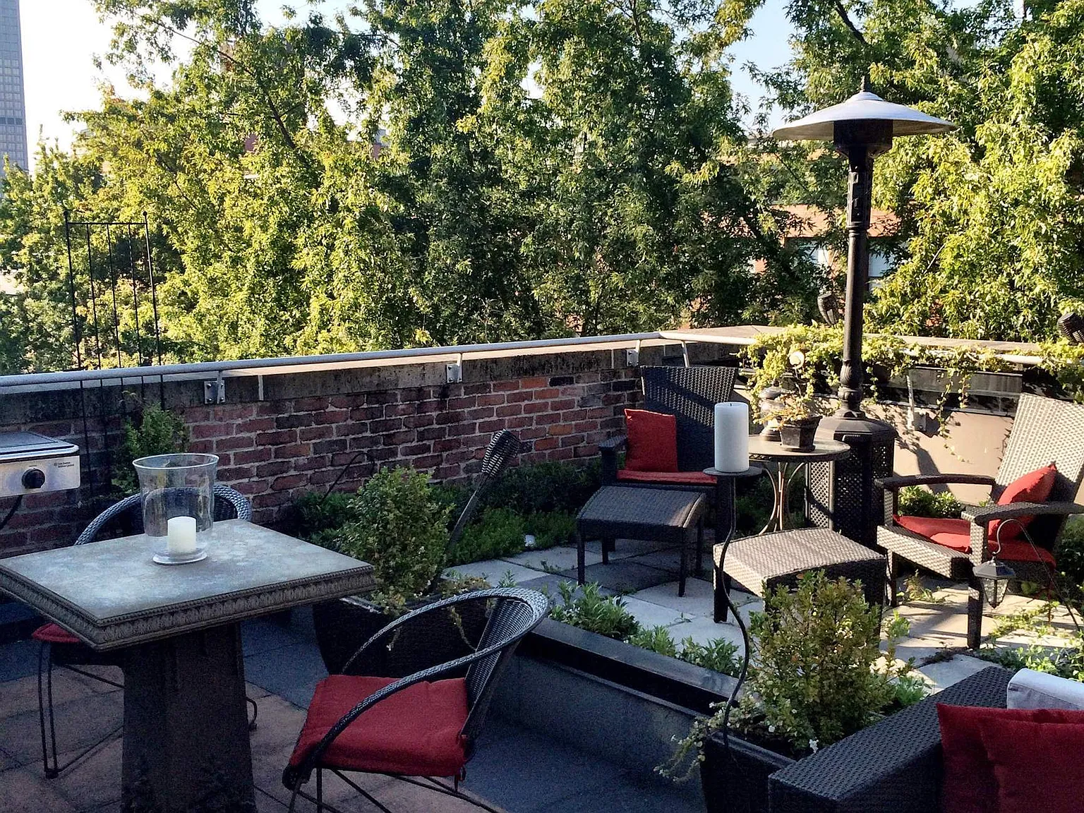 1 bed, 733 sqft, $2,990 — Photo 4