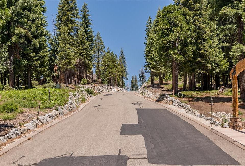 1st image of 42394 Tourmaline Ln