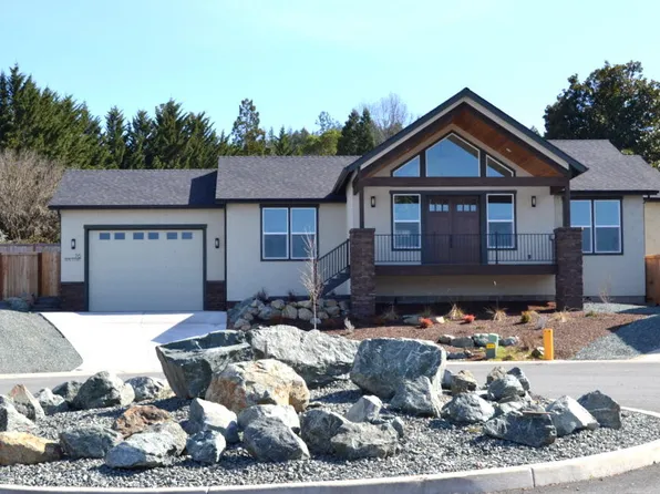 76 SE Demi Ct, Grants Pass, OR 97527