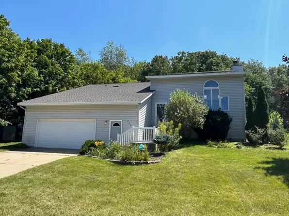 524 Wiskow Way, Saint Charles, MN 55972