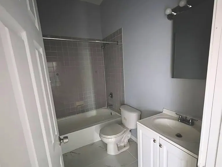 546-554 Prospect St #8 — Photo 4