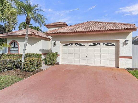 2nd image of 215 Citrus Trail