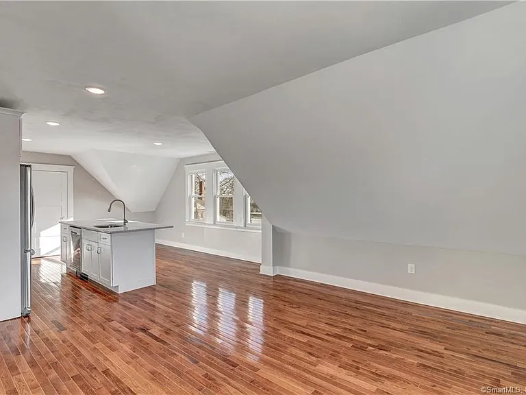 22 Hubinger St #3 — Photo 7