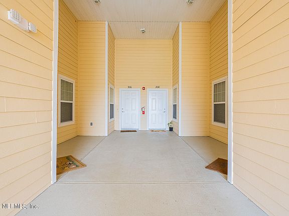 4th image of 4911 KEY LIME Drive #304