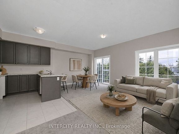 4th image of 118 Gordon St Unit 4