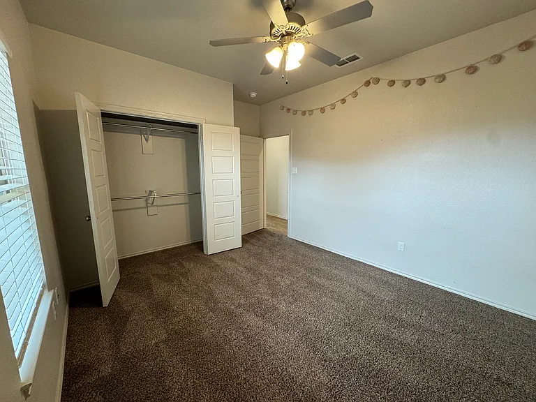 11824 Evanston Ave — Photo 20