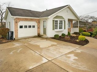 5191 Pennsylvania St, Export, PA 15632