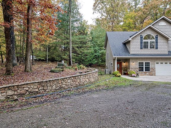 3rd image of 902 Cowpens Dr