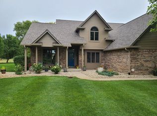 10471 Breezeway Cir, Brownsburg, IN 46112