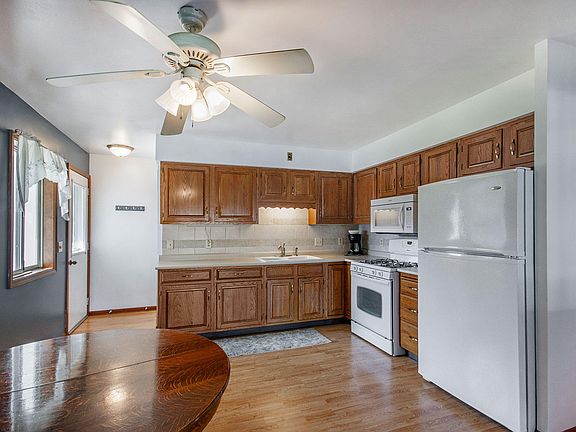 4th image of 5913 Leisure South Dr SE