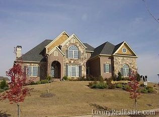 2292 Crimson King Dr, Braselton, GA 30517