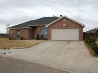 1303 Yorkshire Ave, Wolfforth, TX 79382