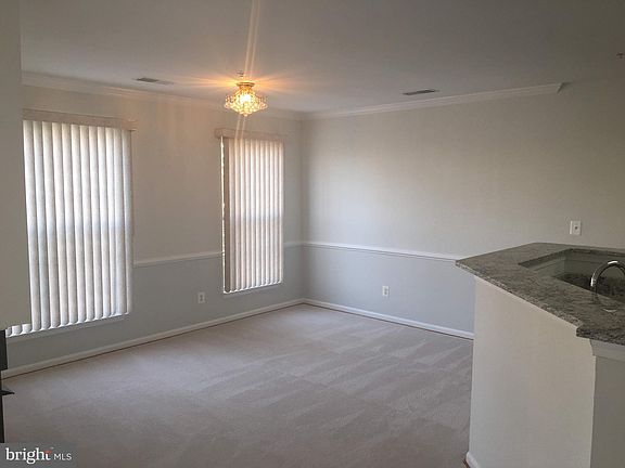 4th image of 2480 Angeline Dr APT 304