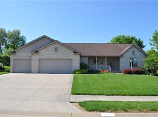 1442 Red Coach St SE, North Canton, OH 44720
