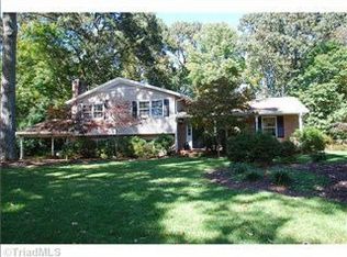 3975 Philpark Dr, Winston Salem, NC 27106
