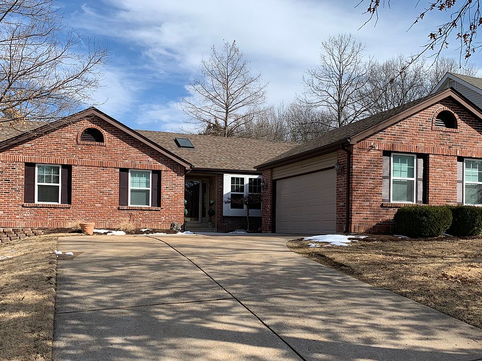 1st image of 16439 Westglen Farms Dr