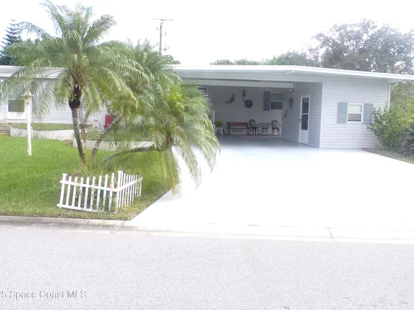 287 Papaya Cir, Barefoot Bay, FL 32976