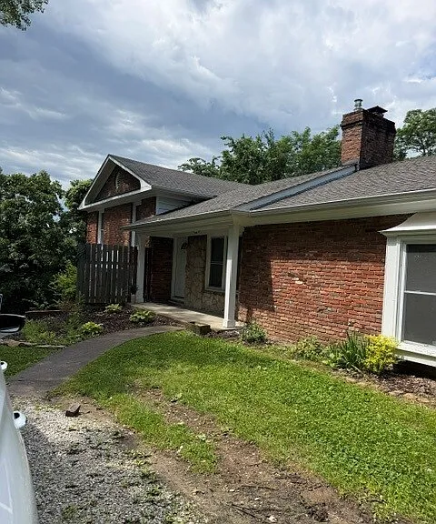 1311 Cynthia Dr — Photo 1