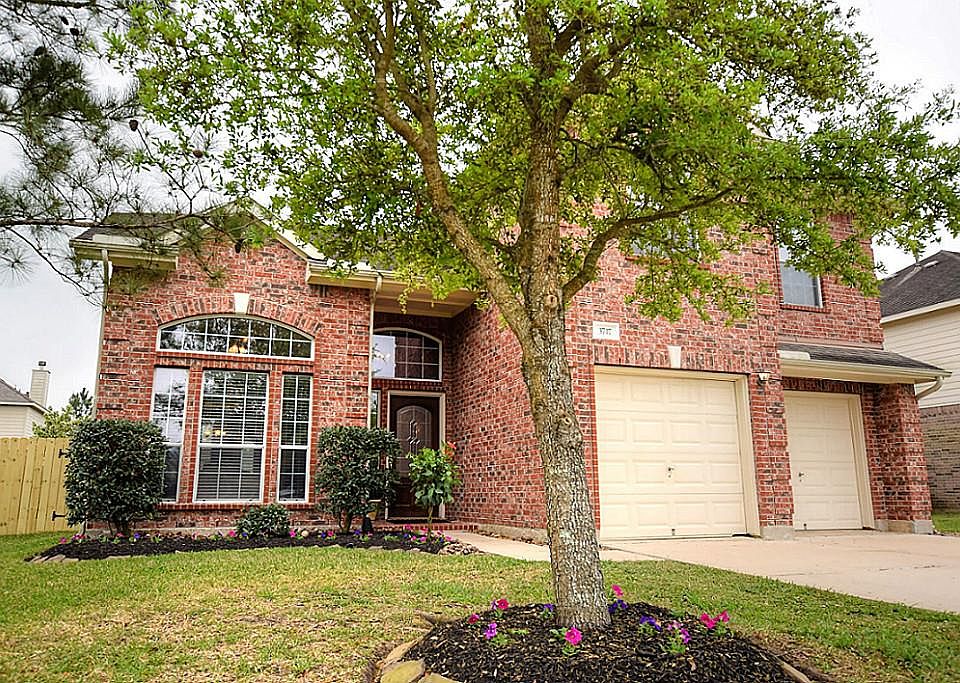 1st image of 3717 Wild Oak Dr