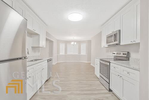 4th image of 2962 Trotters Crest Dr