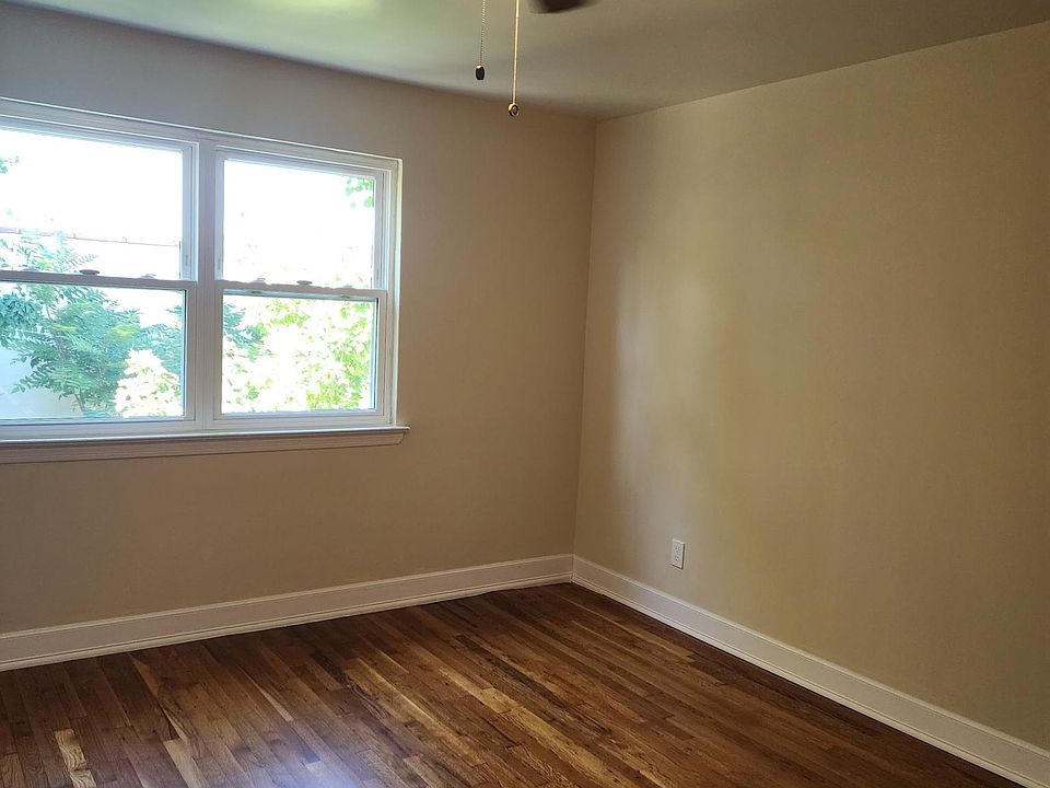 1st image of 3933 Barnes Ave #2