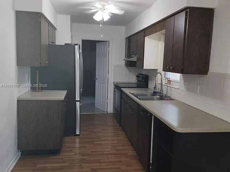 112 Kerr Cir — Photo 3