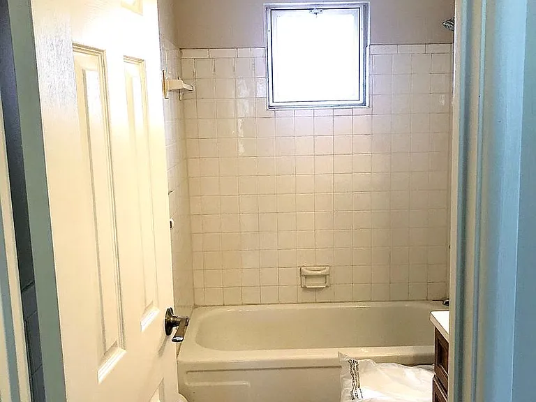 3546 Lyell Rd — Photo 10