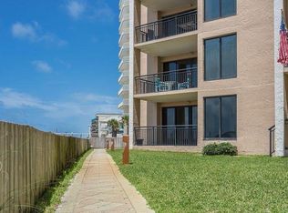 8271 Gulf Blvd APT 107, Navarre, FL 32566