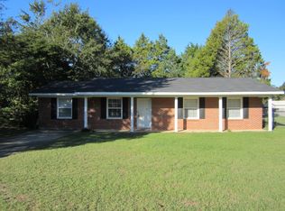 215 Chinook Dr, Enterprise, AL 36330