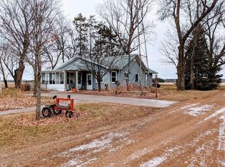 1063 20 3/4 Ave, Cumberland, WI 54829