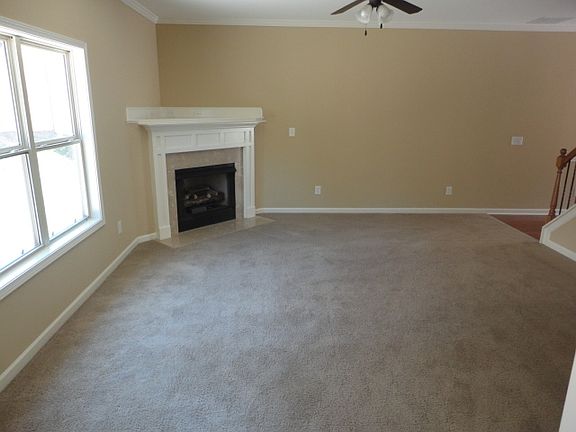3rd image of 265 Ascott Ln