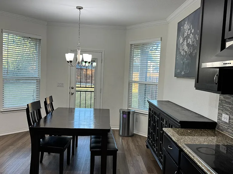 505 Weizenbock Ln — Photo 10