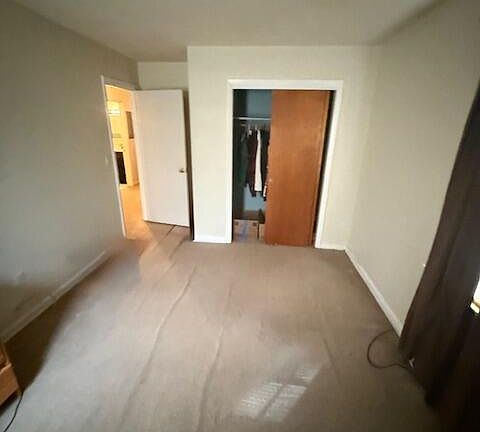 5th image of 397 Brookdale Dr