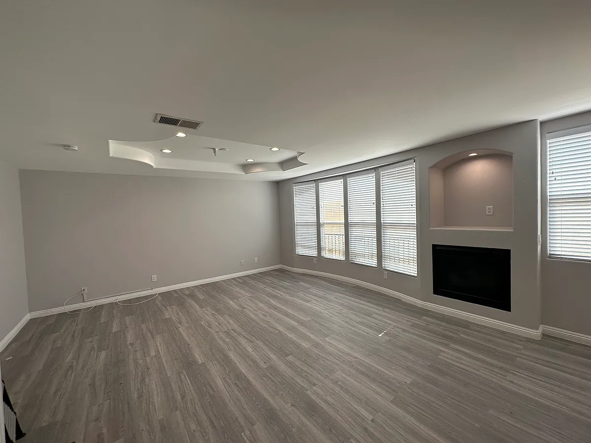 Building Photo - 5224 Corteen Pl #4