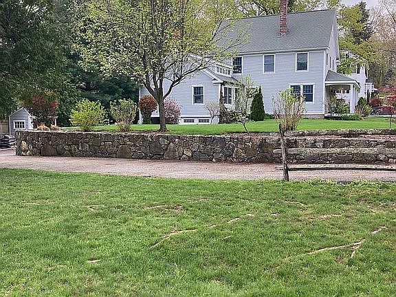 3rd image of 8 Lyman St