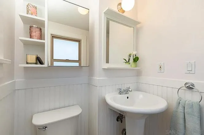 8318 Allison Ave — Photo 12