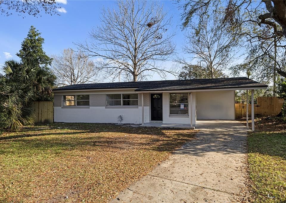 1st image of 17 Fanfair Ave